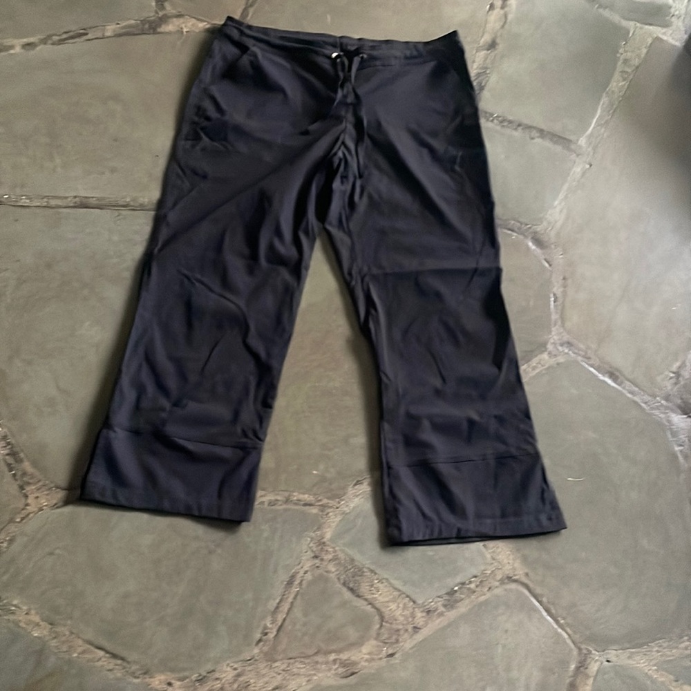Capri work out / hiking pants